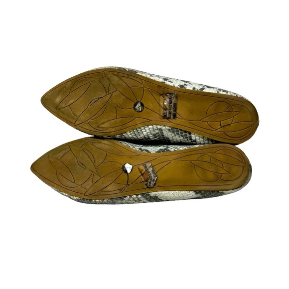 Charlotte Russe | Snake Skin Fabric | Pointed Flats Size 8 - Picture 3 of 6